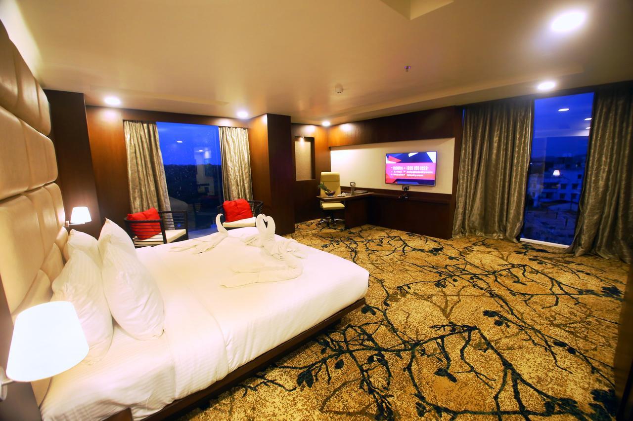 Vijan Mahal Hotel Jabalpur Ngoại thất bức ảnh