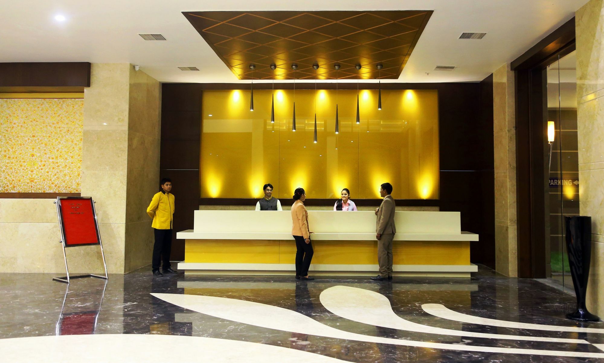 Vijan Mahal Hotel Jabalpur Ngoại thất bức ảnh
