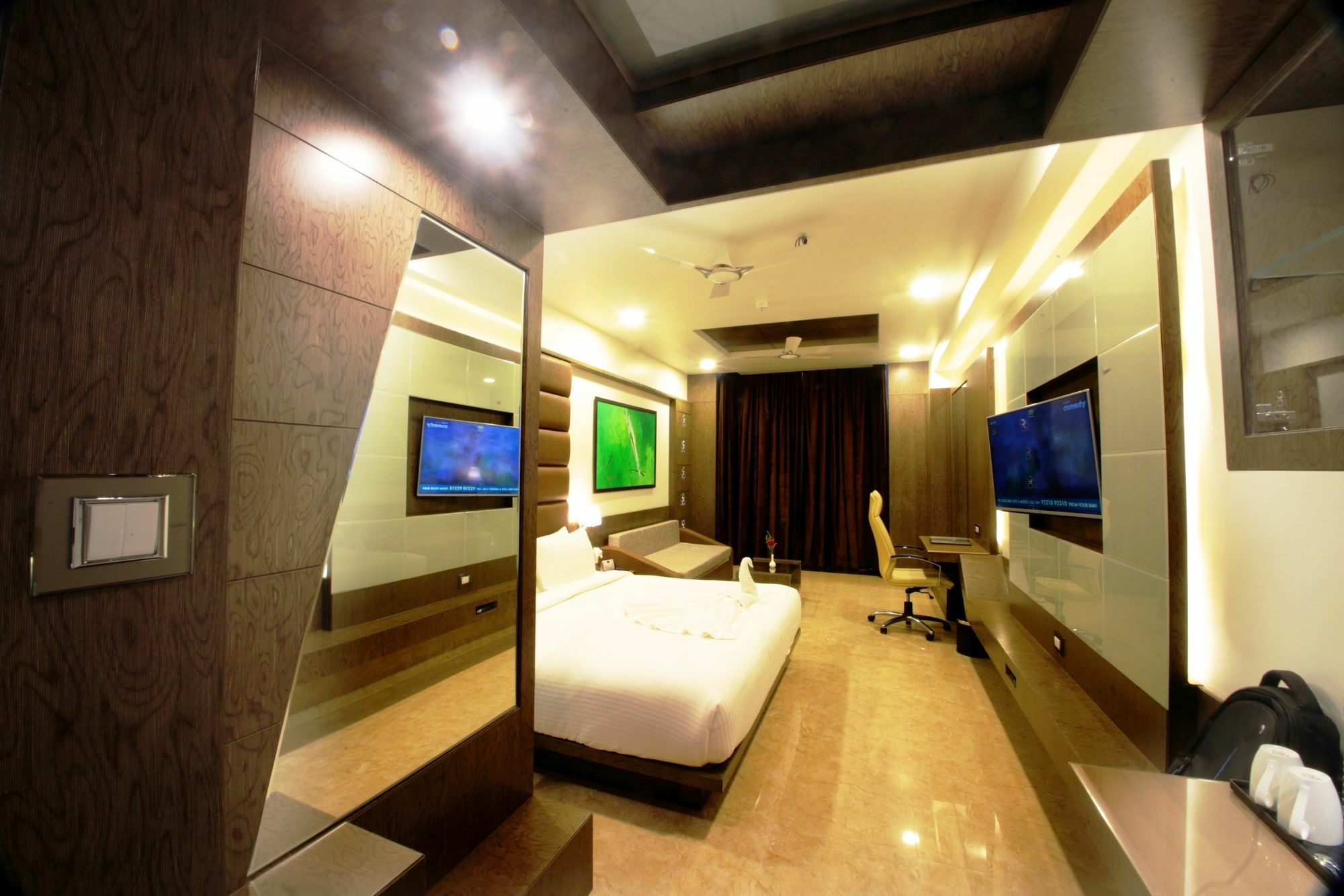 Vijan Mahal Hotel Jabalpur Ngoại thất bức ảnh
